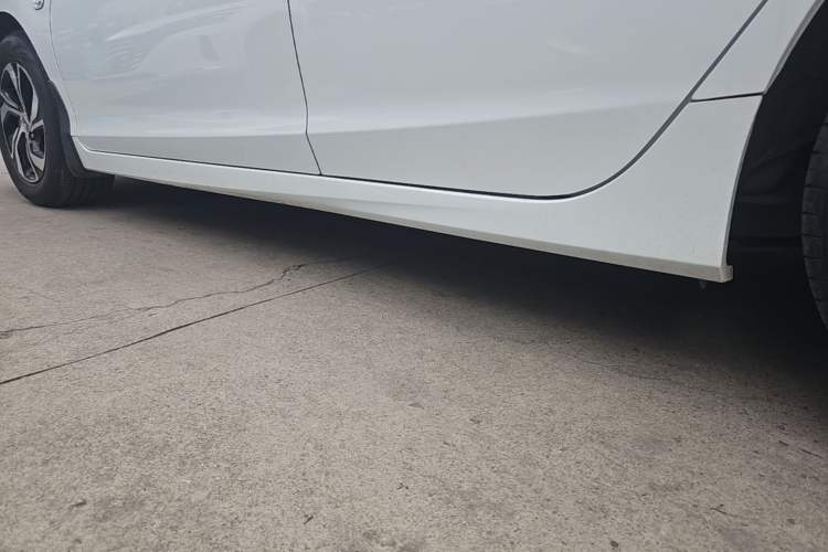 Used Honda Accord 2016 2.0L Comfort Edition Left Side Sill