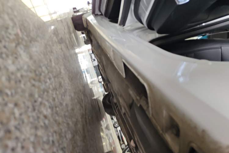 Used Honda Accord 2016 2.0L Elite Edition Left Side Sill