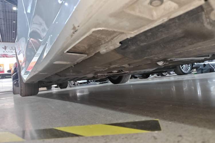 Used Honda Accord 2016 2.0L Elite Edition Left Side Sill