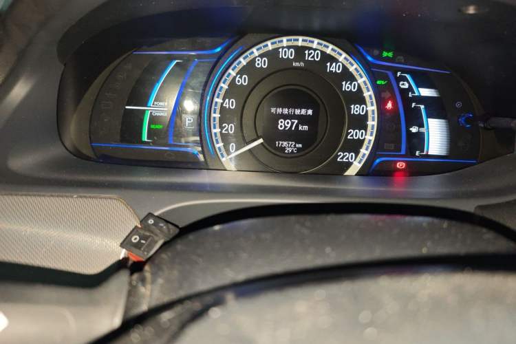 Used Honda Accord 2016 Hybrid 2.0L Sharp Edition Odometer Close Up