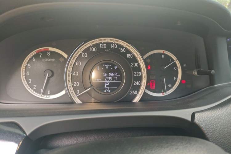 Used Honda Accord 2016 2.0L Elite Edition Odometer Close Up