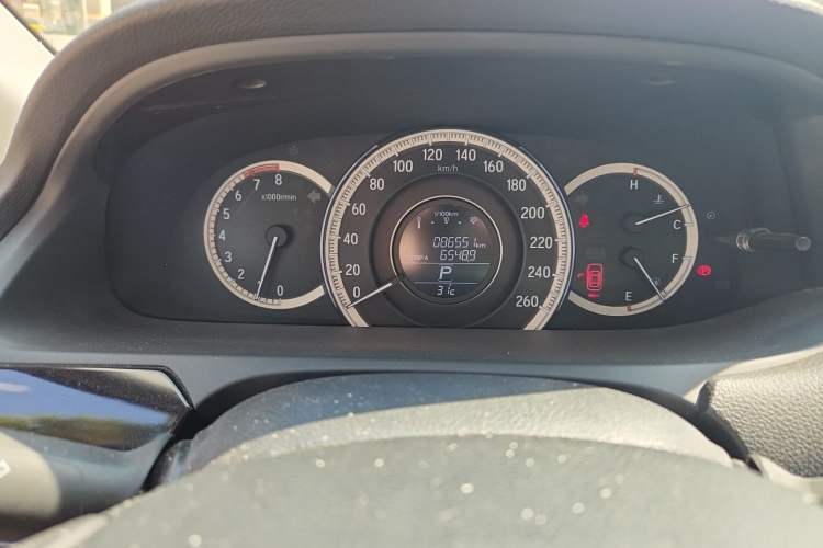 Used Honda Accord 2016 2.0L Elite Edition Odometer Close Up