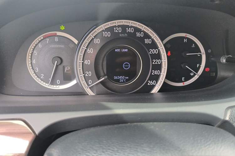 Used Honda Accord 2016 2.4L Prestige Edition Odometer Close Up