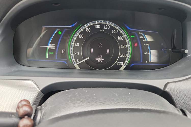 Used Honda Accord 2016 Hybrid 2.0L Rui Ling Edition Odometer Close Up