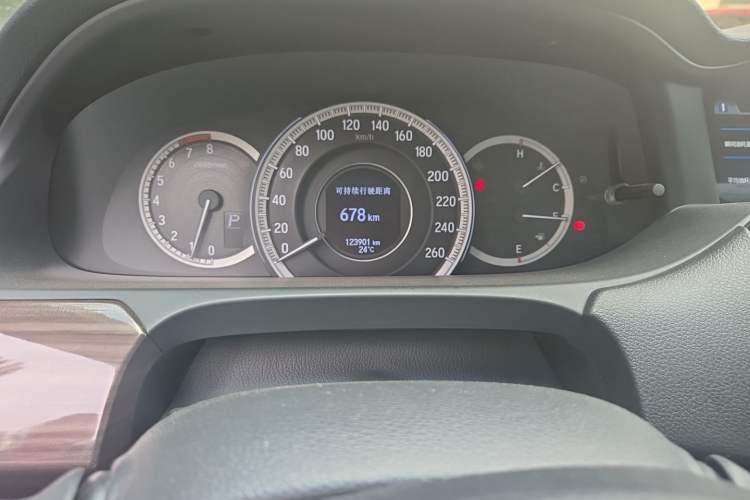 Used Honda Accord 2016 2.4L Prestige Edition Odometer Close Up