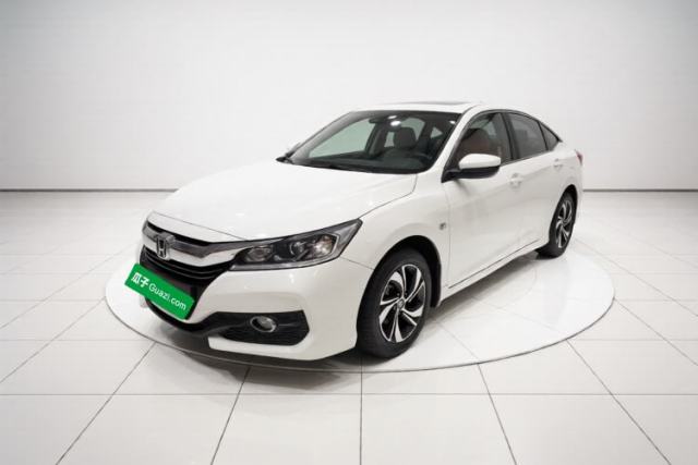 Używany Honda Accord 2016 2.0L Comfort Edition