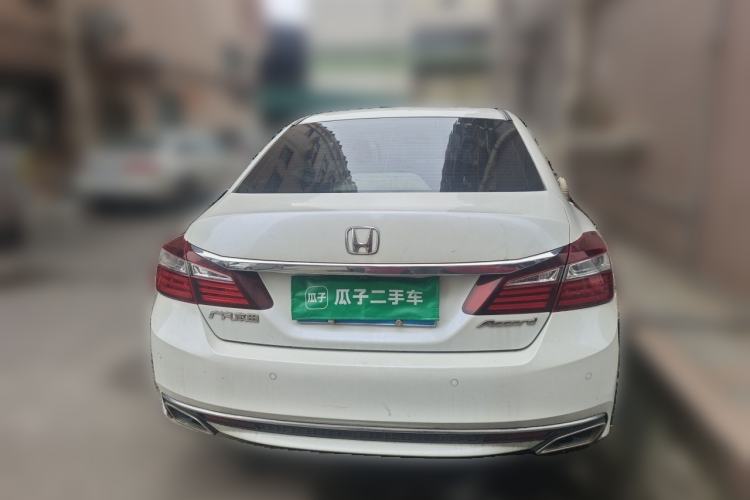 Used Honda Accord 2016 2.0L Luxury Edition Rear