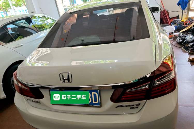 Used Honda Accord 2016 2.4L Luxury Edition Rear
