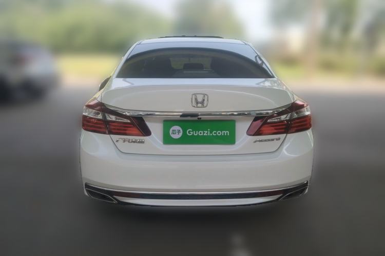 Used Honda Accord 2016 2.0L Luxury Edition Rear