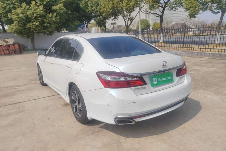 Used Honda Accord 2016 2.0L Elite Edition Rear Left 45 Deg