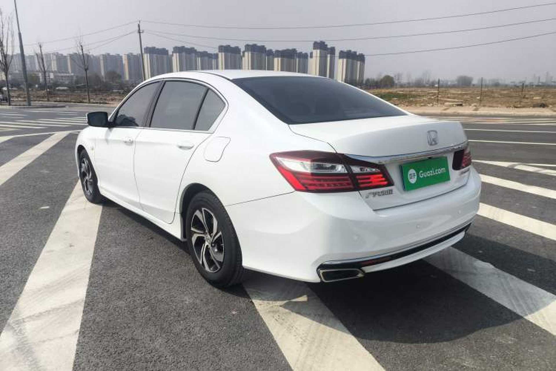 Used Honda Accord 2016 2.0L Comfort Edition Rear Left 45 Deg