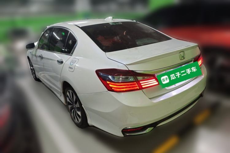 Used Honda Accord 2016 Hybrid 2.0L Sharp Edition Rear Left 45 Deg