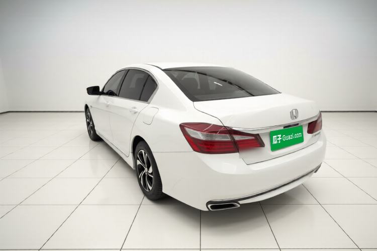 Used Honda Accord 2016 2.0L Comfort Edition Rear Left 45 Deg