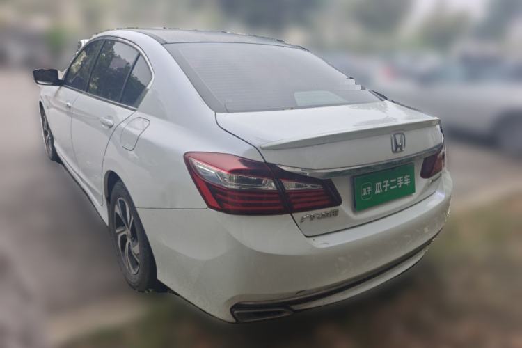 Used Honda Accord 2016 2.0L Comfort Edition Rear Left 45 Deg