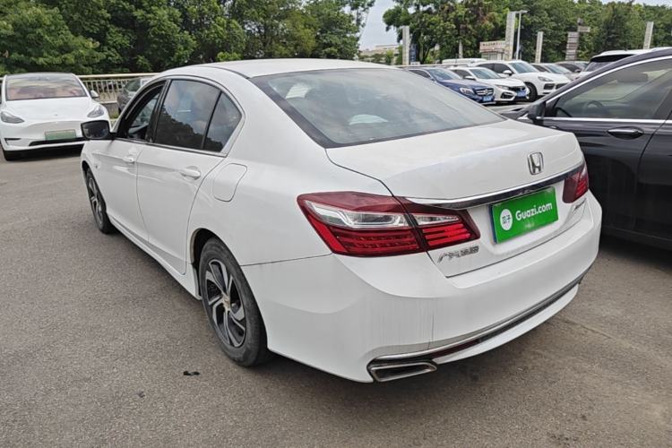 Used Honda Accord 2016 2.0L Comfort Edition Rear Left 45 Deg