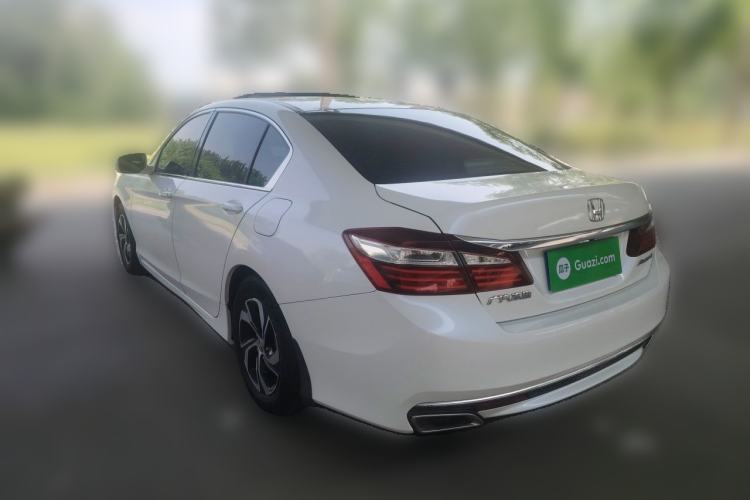 Used Honda Accord 2016 2.0L Luxury Edition Rear Left 45 Deg
