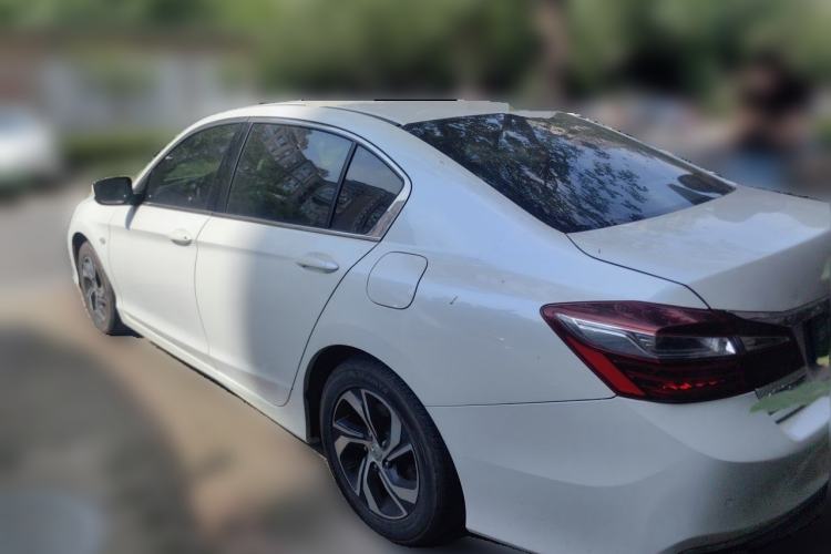 Used Honda Accord 2016 2.0L Comfort Edition Rear Left 45 Deg