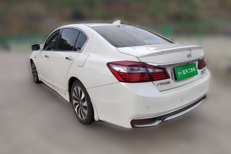 Used Honda Accord 2016 Hybrid 2.0L Sharp Edition Rear Left 45 Deg