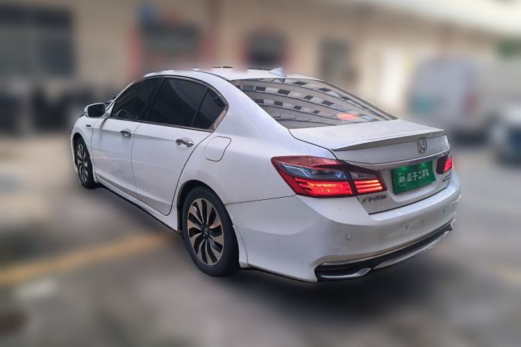 Used Honda Accord 2016 Hybrid 2.0L Sharp Edition Rear Left 45 Deg