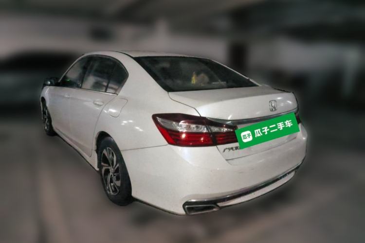 Used Honda Accord 2016 2.0L Comfort Edition Rear Left 45 Deg