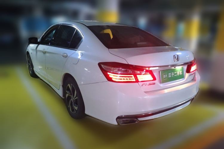 Used Honda Accord 2016 2.0L Comfort Edition Rear Left 45 Deg
