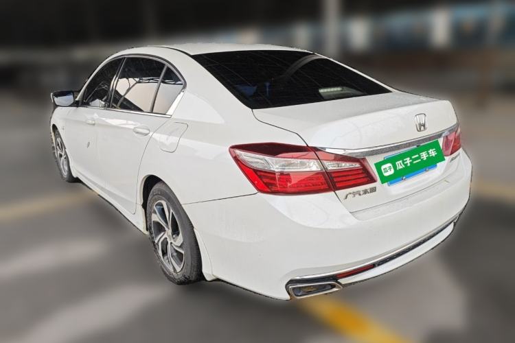 Used Honda Accord 2016 2.0L Comfort Edition Rear Left 45 Deg