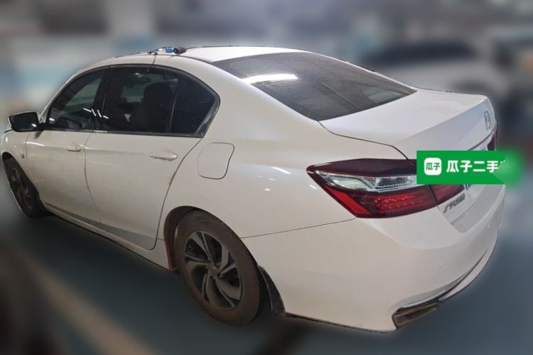 Used Honda Accord 2016 2.0L Elite Edition Rear Left 45 Deg