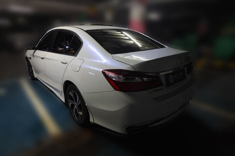 Used Honda Accord 2016 2.0L Comfort Edition Rear Left 45 Deg