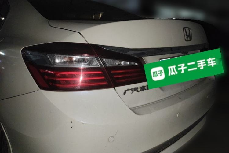 Used Honda Accord 2016 2.0L Comfort Edition Rear Left 45 Deg