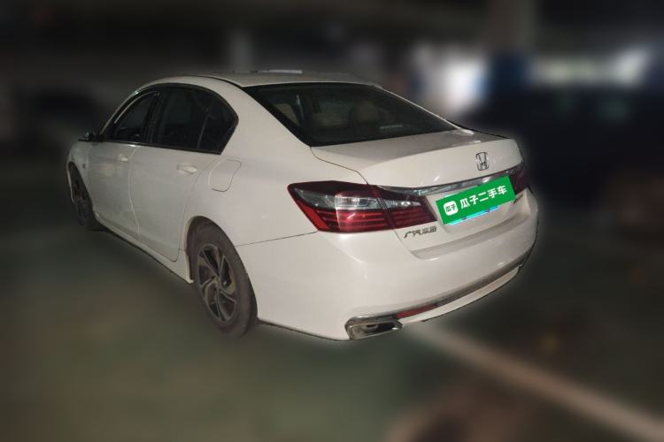 Used Honda Accord 2016 2.0L Comfort Edition Rear Left 45 Deg