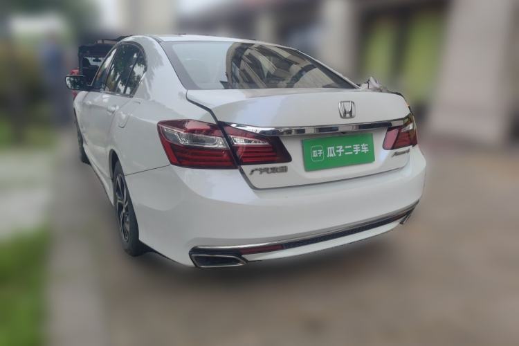Used Honda Accord 2016 2.0L Comfort Edition Rear Left 45 Deg