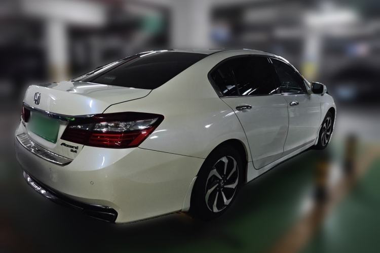 Used Honda Accord 2016 2.4L Prestige Edition Rear Right 45 Deg