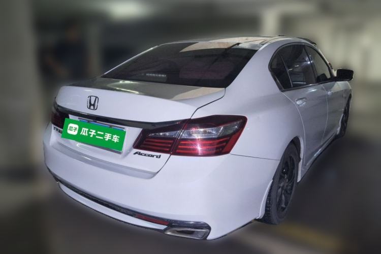 Used Honda Accord 2016 2.0L Elite Edition Rear Right 45 Deg