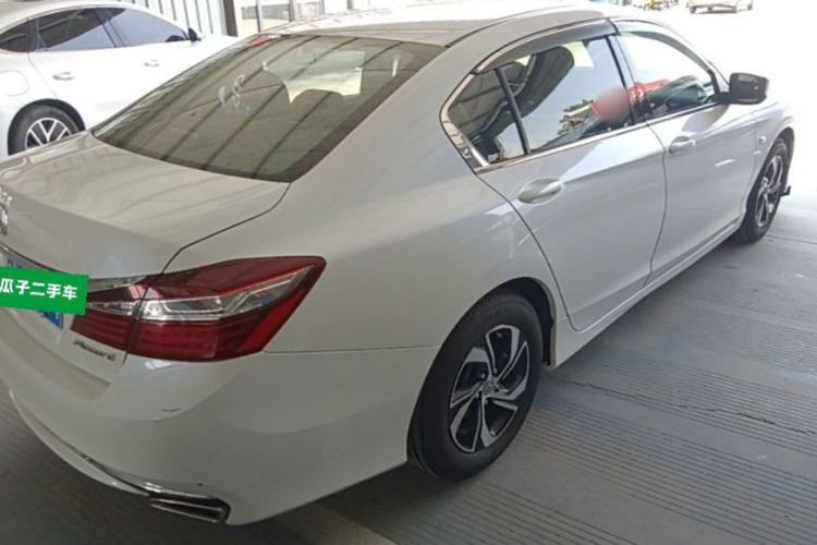 Used Honda Accord 2016 2.0L Elite Edition Rear Right 45 Deg