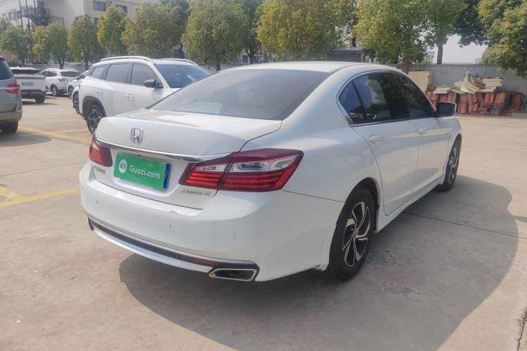 Used Honda Accord 2016 2.0L Elite Edition Rear Right 45 Deg