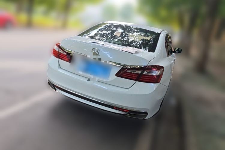 Used Honda Accord 2016 2.0L Comfort Edition Rear Right 45 Deg