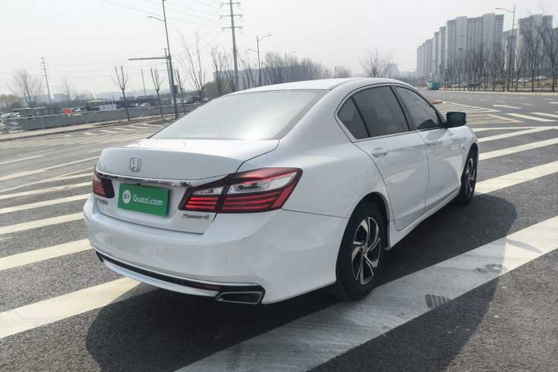 Used Honda Accord 2016 2.0L Comfort Edition Rear Right 45 Deg
