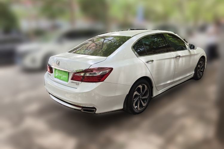 Used Honda Accord 2016 2.4L Comfort Edition Rear Right 45 Deg