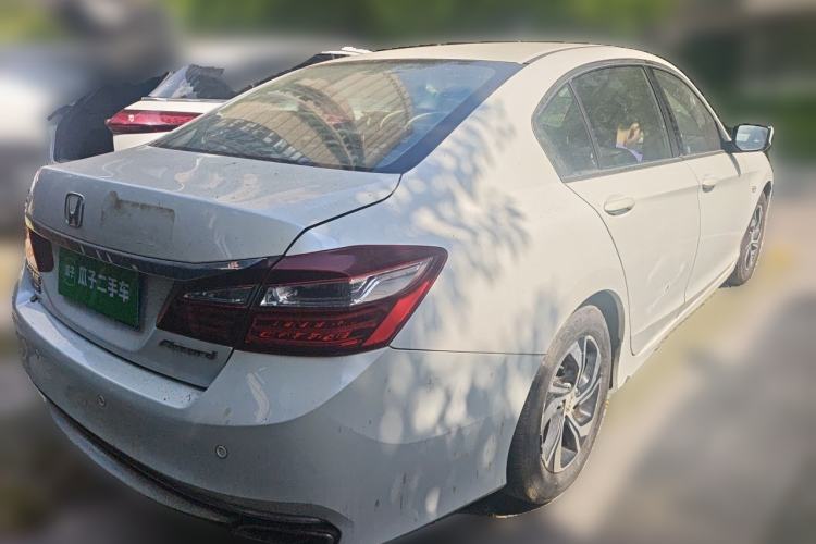 Used Honda Accord 2016 2.0L Comfort Edition Rear Right 45 Deg