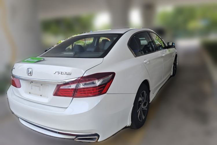 Used Honda Accord 2016 2.0L Comfort Edition Rear Right 45 Deg