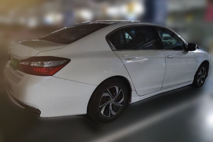 Used Honda Accord 2016 2.0L Comfort Edition Rear Right 45 Deg