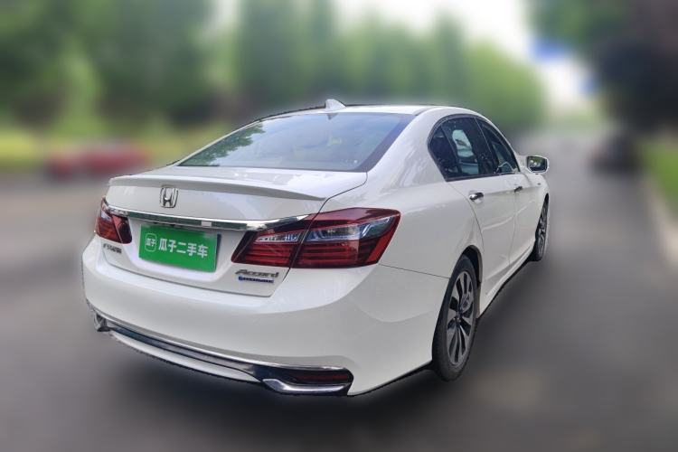 Used Honda Accord 2016 Hybrid 2.0L Sharp Edition Rear Right 45 Deg
