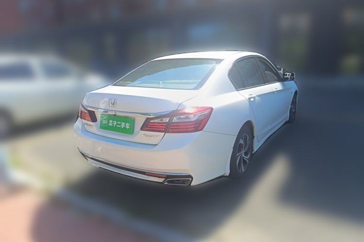 Used Honda Accord 2016 2.0L Comfort Edition Rear Right 45 Deg
