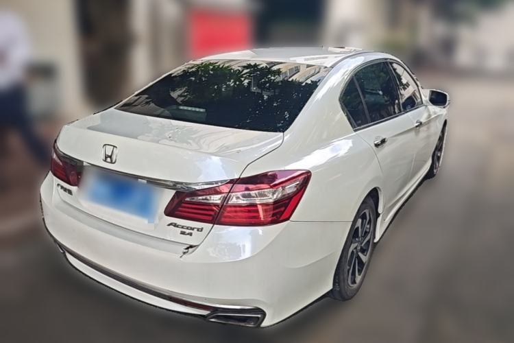 Used Honda Accord 2016 2.4L Luxury Edition Rear Right 45 Deg
