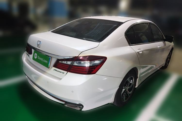 Used Honda Accord 2016 2.0L Elite Edition Rear Right 45 Deg
