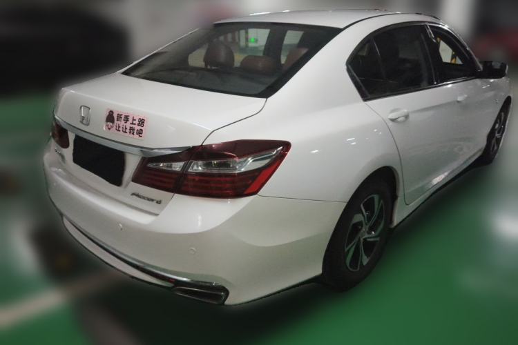 Used Honda Accord 2016 2.0L Comfort Edition Rear Right 45 Deg
