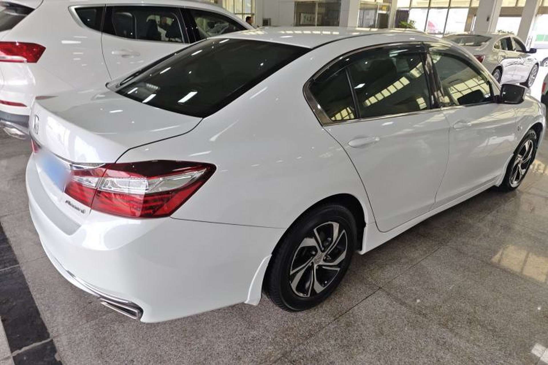 Used Honda Accord 2016 2.0L Elite Edition Rear Right 45 Deg