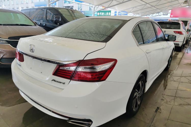 Used Honda Accord 2016 2.0L Elite Edition Rear Right 45 Deg