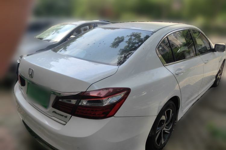 Used Honda Accord 2016 2.0L Comfort Edition Rear Right 45 Deg