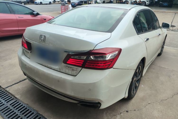 Used Honda Accord 2016 2.4L Zhi Rui Edition Rear Right 45 Deg